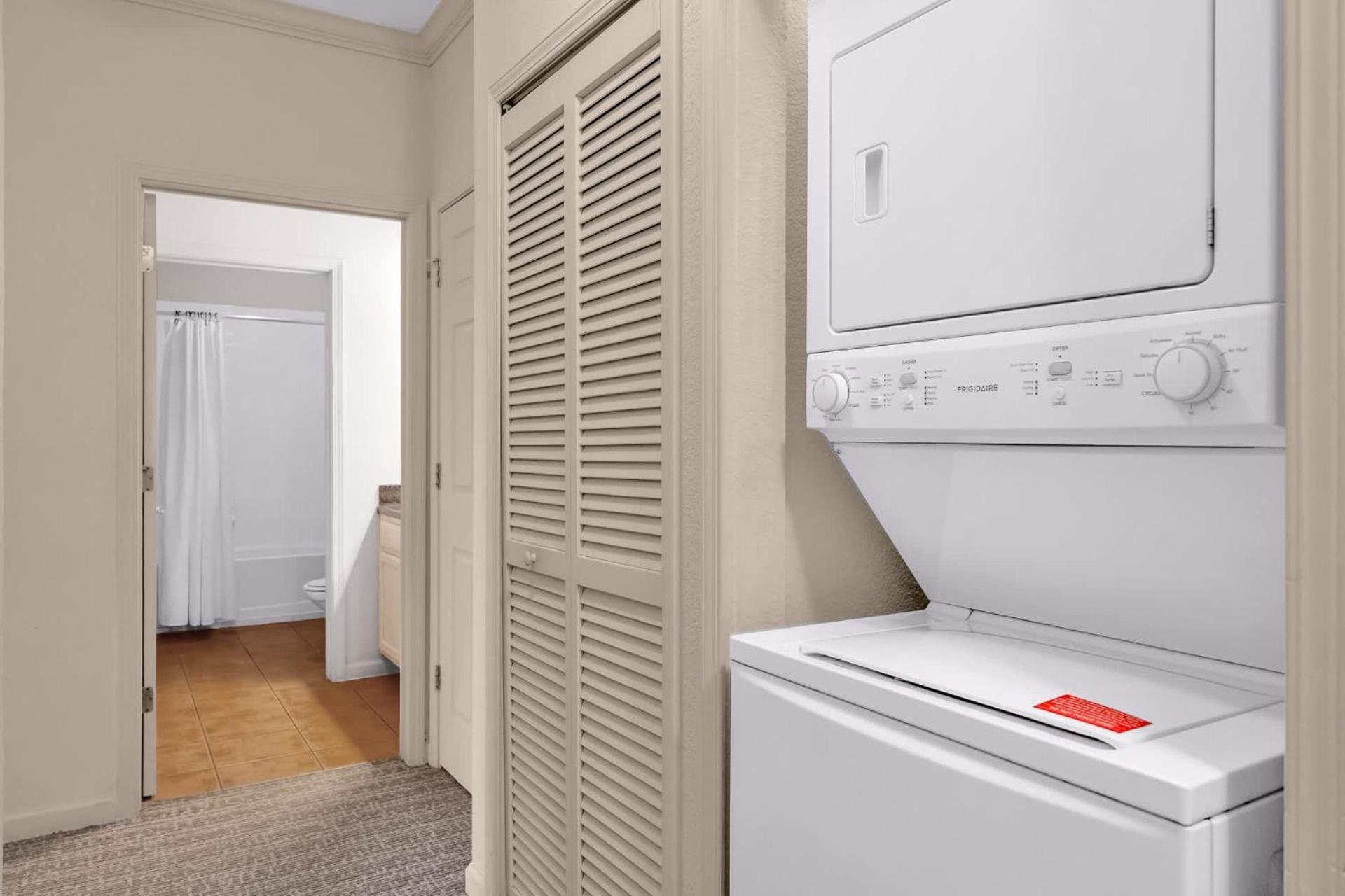 Modern 3BR Near Disney - Pool&Hot Tub! Orlando Eksteriør billede