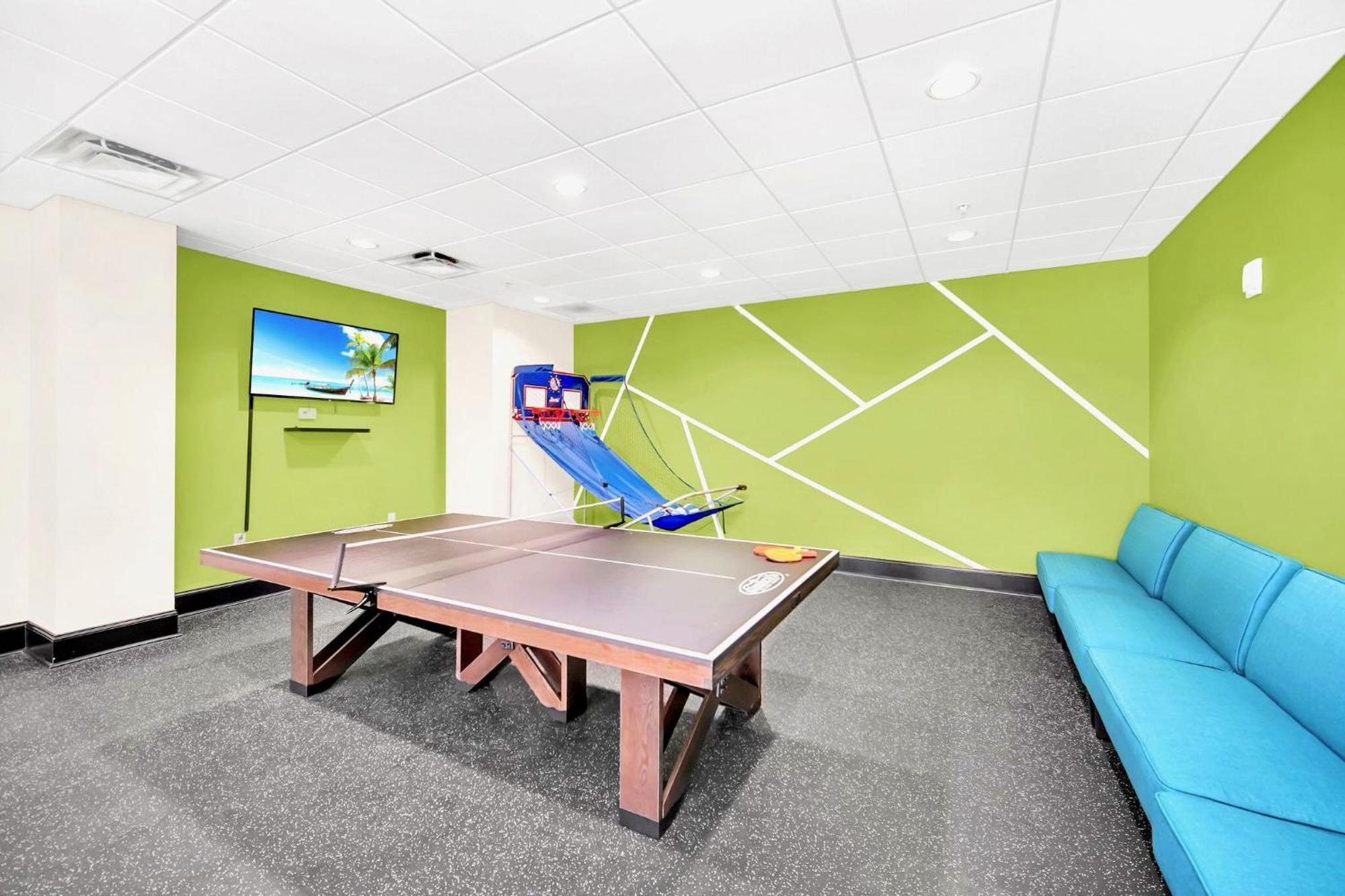 Modern 3BR Near Disney - Pool&Hot Tub! Orlando Eksteriør billede
